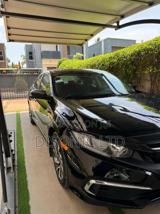 Honda Civic 2019 Black · Photo 2