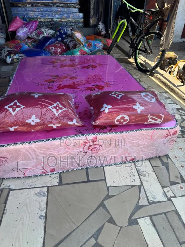 12inches Double Mattress for Sale · Photo 1