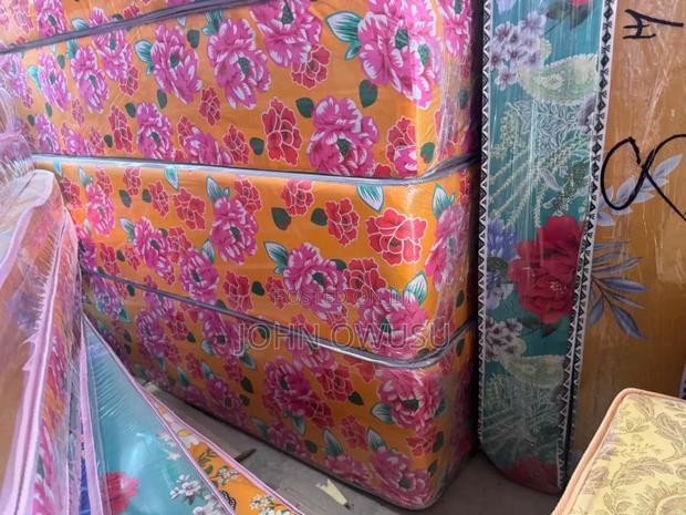 13inches High Density Double Mattress for Sale · Photo 1