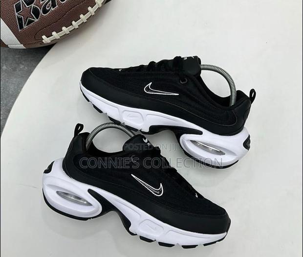 Nike Air Max Portal Sneakers · Photo 1