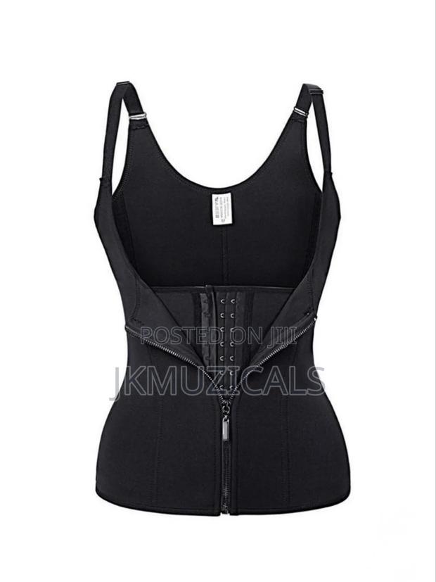 Waist Trainer _ Postpartum · Photo 4