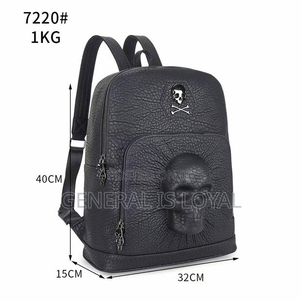 Protruded Skull Rectangle Backpack · Photo 1