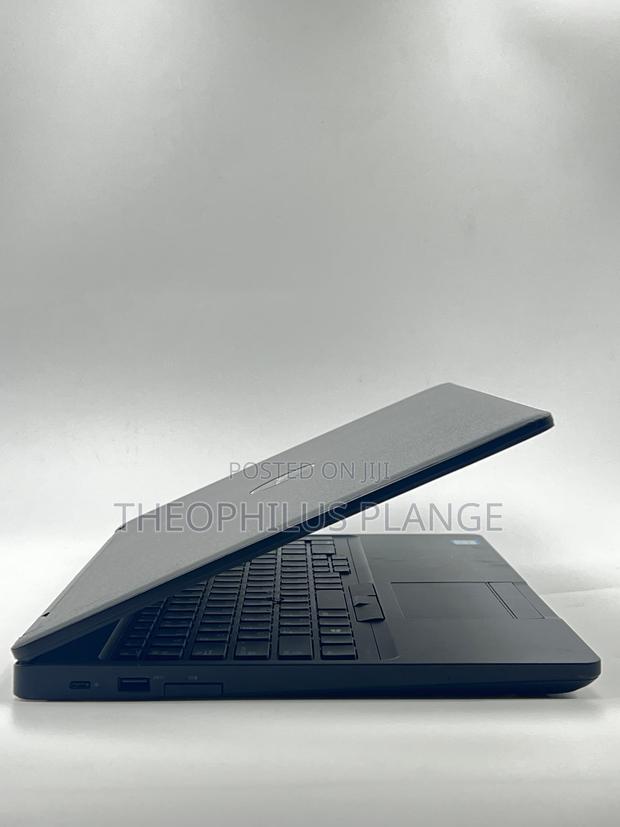 New Laptop Dell Latitude 5580 8GB Intel Core I5 SSD 256GB · Photo 1