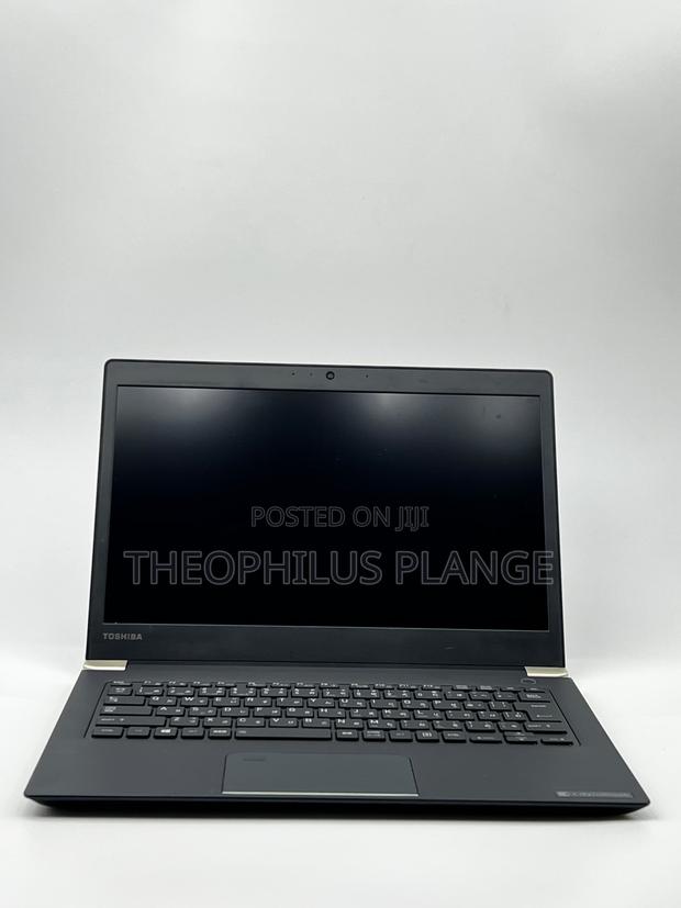 New Laptop Toshiba Dynabook R634/M 8GB Intel Core I5 SSD 256GB · Photo 1
