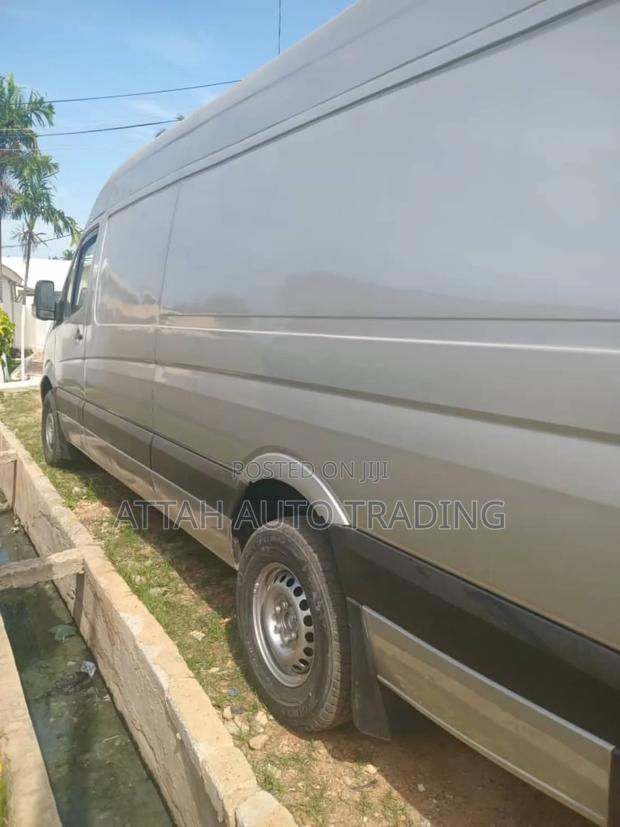 Mercedes-Benz Sprinter 2014 Silver · Photo 3
