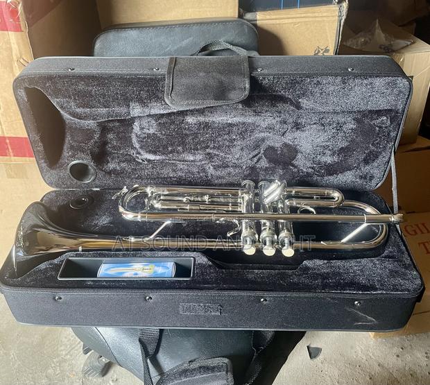 Titanic Usa Trumpet · Photo 1