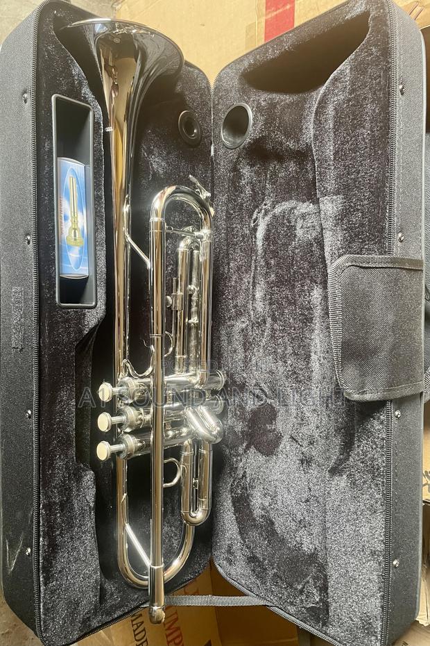 Titanic Usa Trumpet · Photo 2