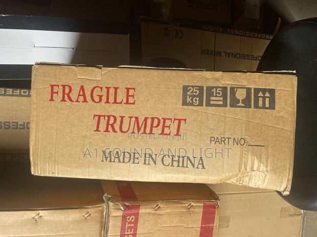 Titanic Usa Trumpet · Photo 4