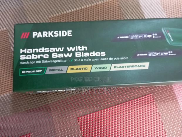 Parkside Handsaw With Sabre Saw Blades · Photo 1