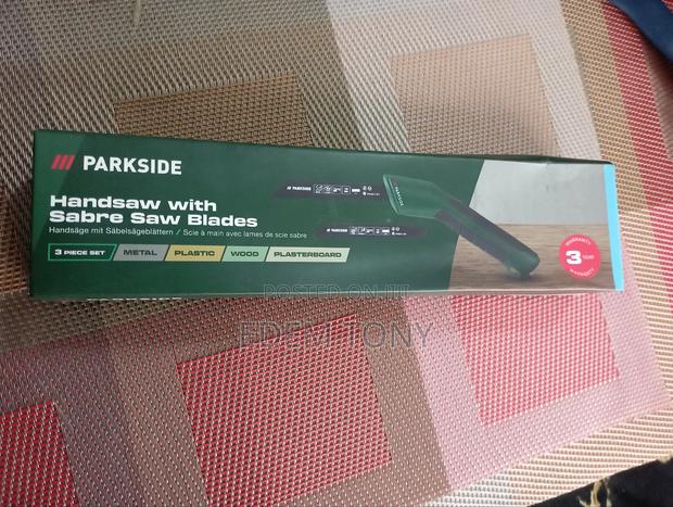 Parkside Handsaw With Sabre Saw Blades · Photo 2
