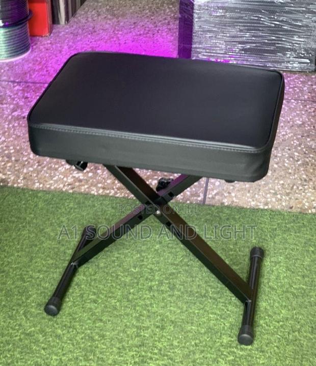 Keyboardist’S Bench · Photo 1