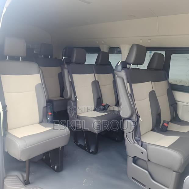 Hiace Bus for Rent Come With a Driver · Photo 3