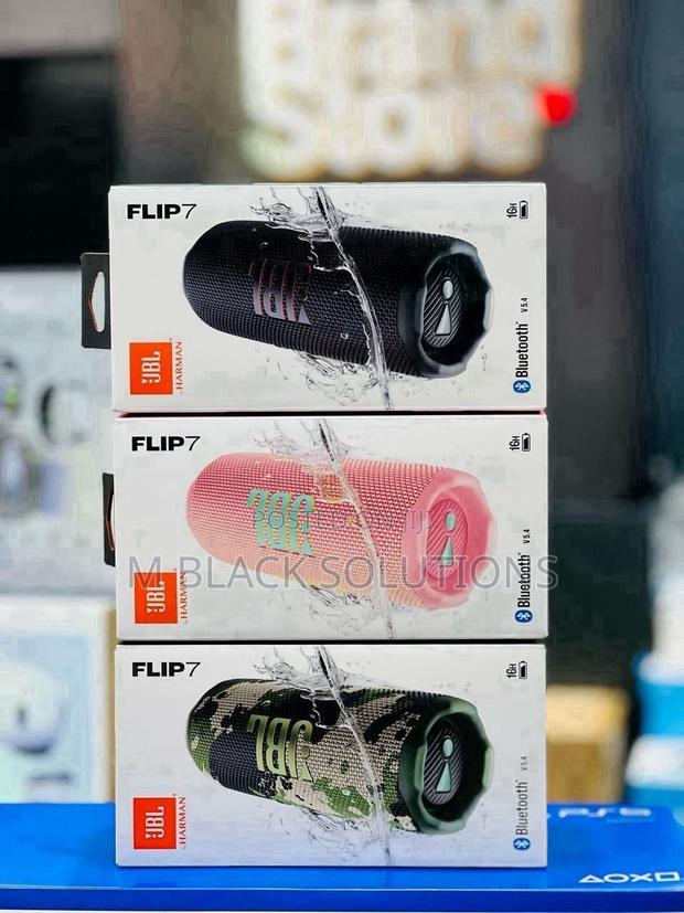 JBL Flip 7 Portablebluetooth Speaker · Photo 1