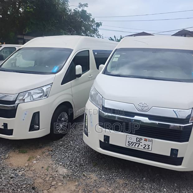 Hiace Bus for Rent Come With a Driver · Photo 7