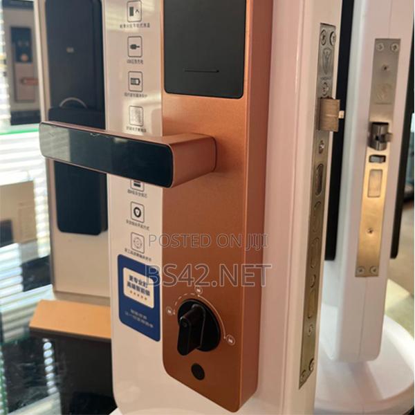 Smart Hotel Locks · Photo 2