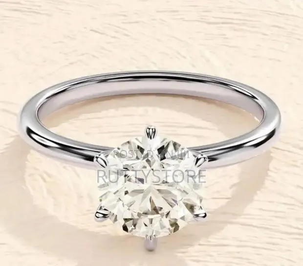 Elegant Non-Fade Stainless Steel Promise/Engagement Ring · Photo 1