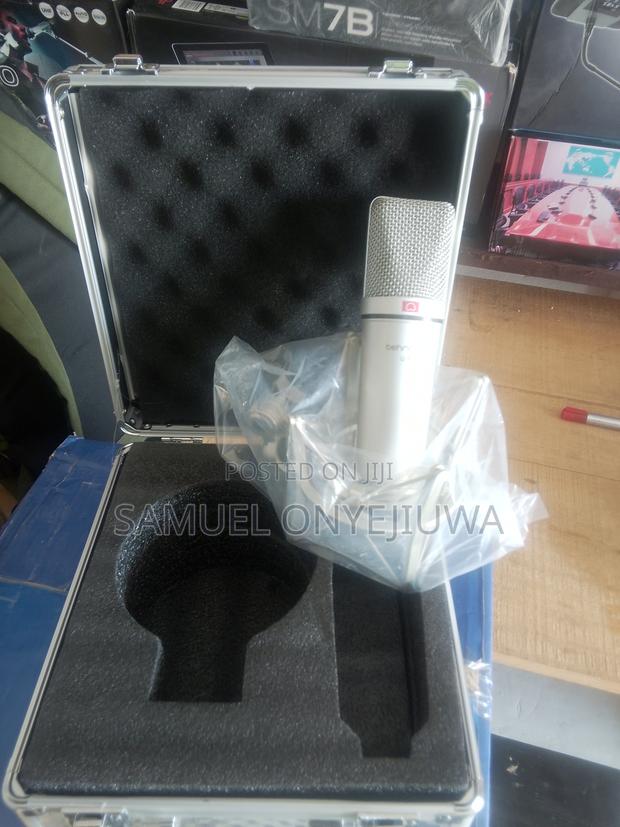 Behringer B-2 Dual Diaphragm Condenser · Photo 2