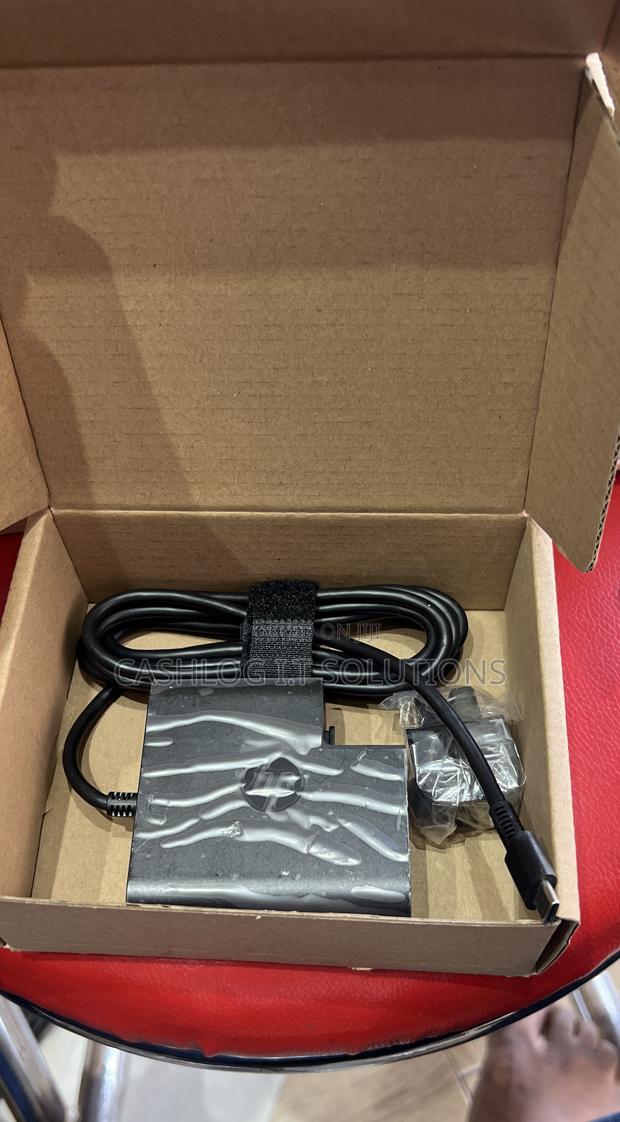 Original 65 Watts Hp Laptop Type C Charger · Photo 2