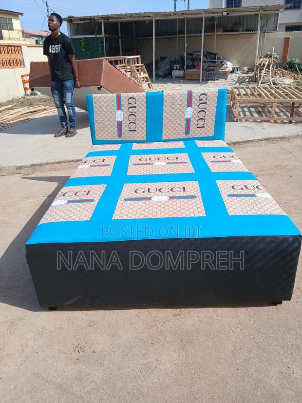 Inbuilt Gucci Bed · Photo 1