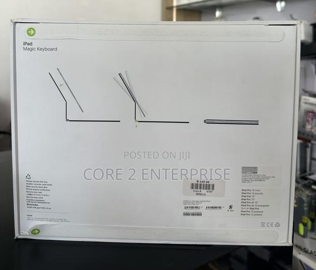 13-Inch iPad Magic Keyboard · Photo 2