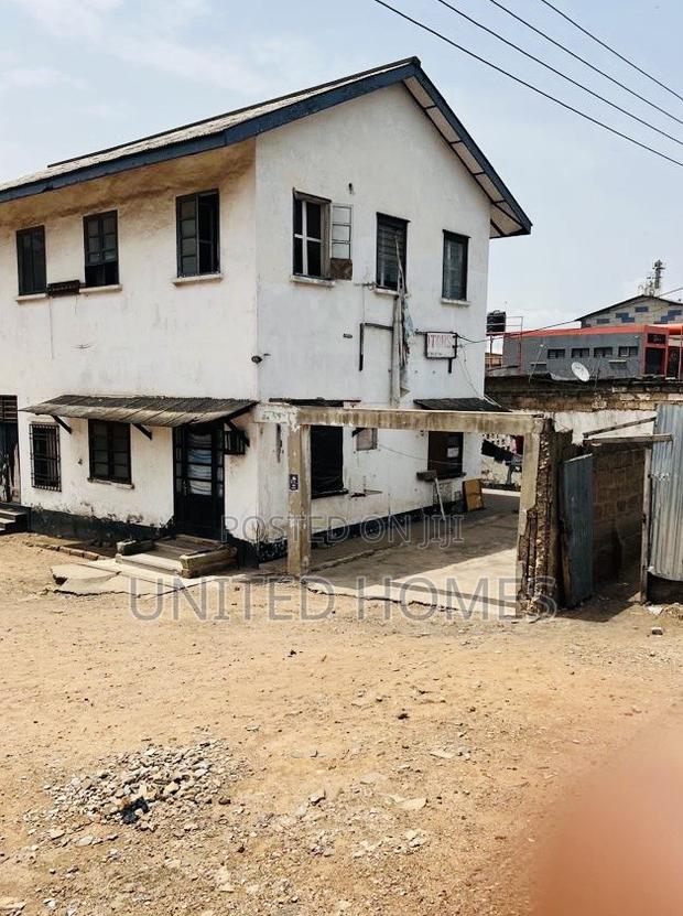 Circle Avenor 6 Plot for Sale · Photo 2