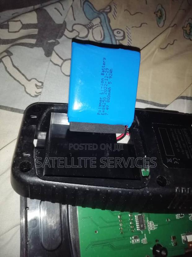 Gt Media Finder; Screen and Batteries · Photo 5