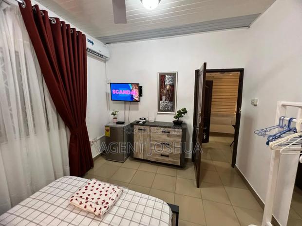 An Executive 1bedrooms. Fully Furnished Self Contain For Rent Spintex · Photo 2