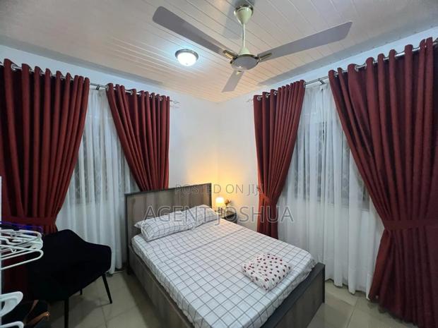 An Executive 1bedrooms. Fully Furnished Self Contain For Rent Spintex · Photo 1