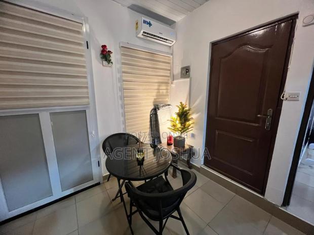 An Executive 1bedrooms. Fully Furnished Self Contain For Rent Spintex · Photo 6