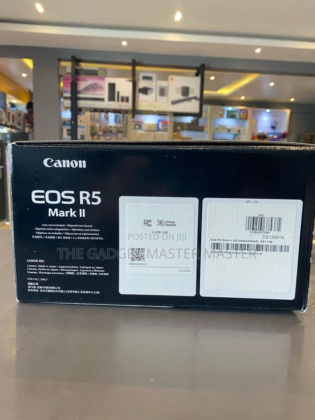 Canon Eos R5 Mark Ii Mirrorless Camera · Photo 2
