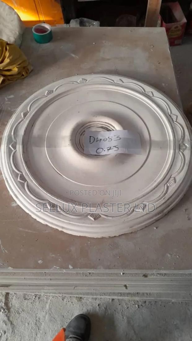 Ceiling Rose · Photo 3