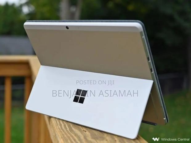 Laptop Microsoft Surface Pro 7 8GB Intel Core I5 SSD 256GB · Photo 2