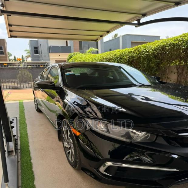 Honda Civic 2019 Black · Photo 4