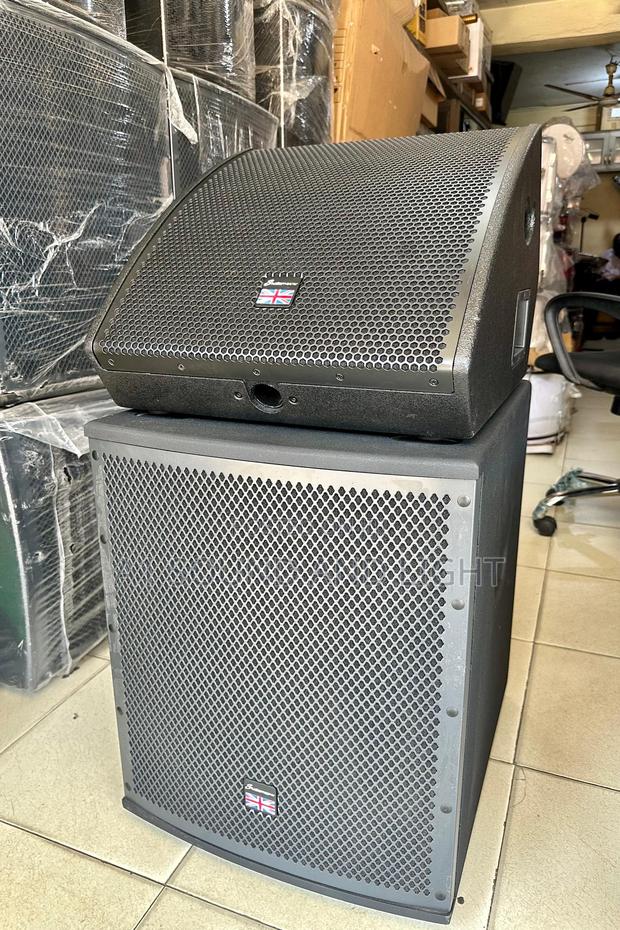 Studiomaster Active Speakers 4-Set [12” Top, 15” Down] · Photo 1