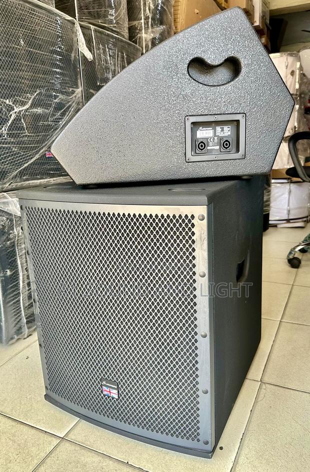 Studiomaster Active Speakers 4-Set [12” Top, 15” Down] · Photo 2