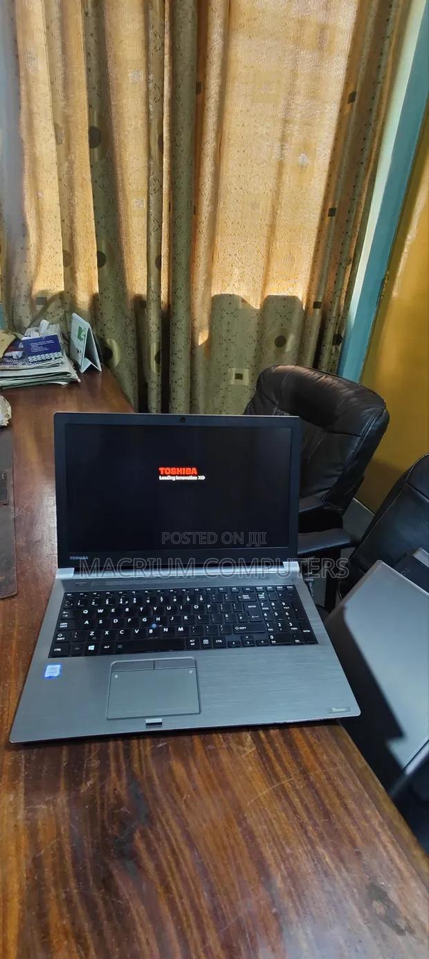 Laptop Toshiba Tecra Z50 8GB Intel Core i5 SSD 256GB · Photo 7