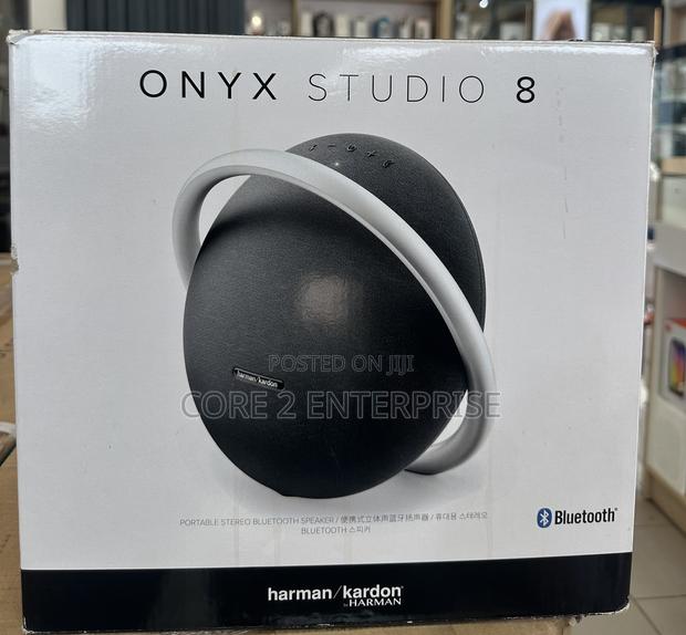 Onyx Studio 8 Bluetooth Speaker · Photo 1