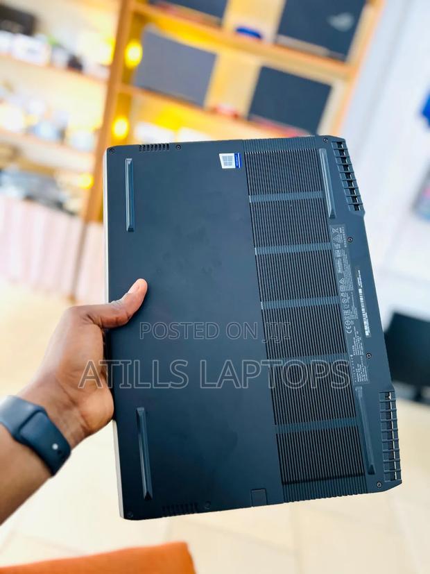 Laptop Dell Allenware M15 R5 32GB Intel Core I7 SSD 1T · Photo 4