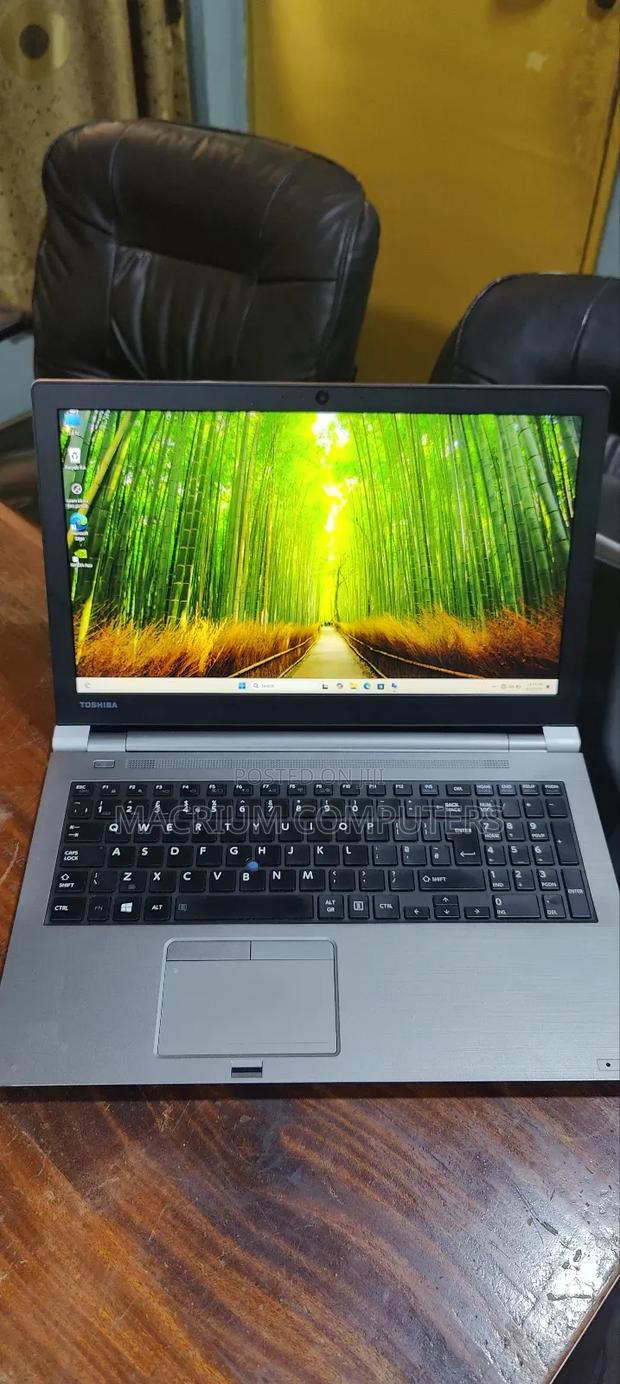 Laptop Toshiba Tecra Z50 16GB Intel Core i7 HDD 500GB · Photo 1