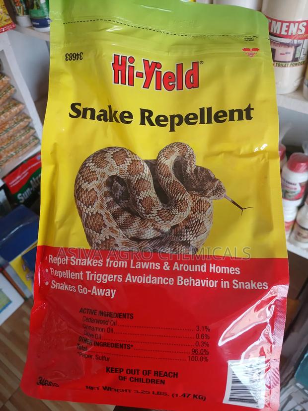Hi-Yield Snake Repellent Powder · Photo 3