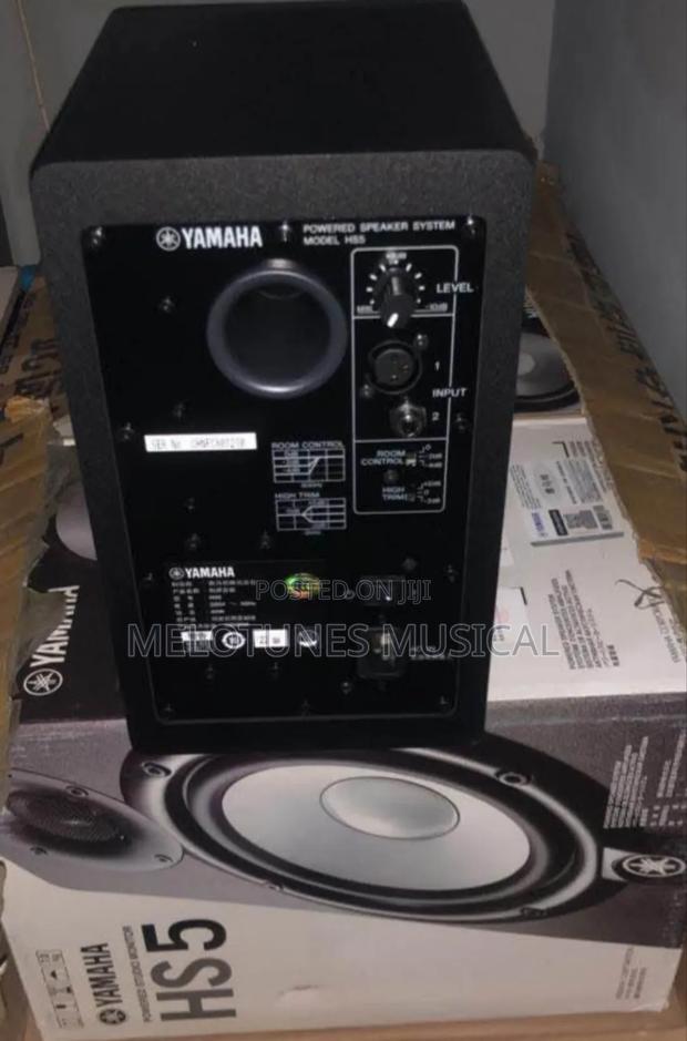 Yamaha Hs5 Powered Studio Monitor · Photo 3