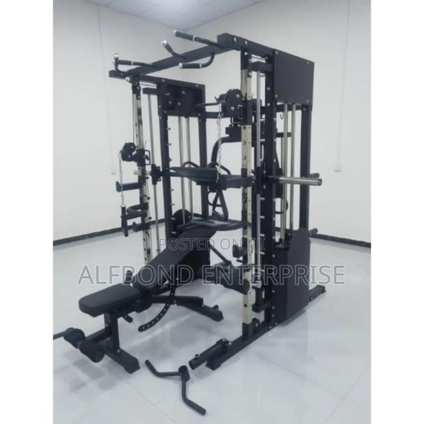 Multifunction Smiths Machine With 100kg Weight · Photo 1