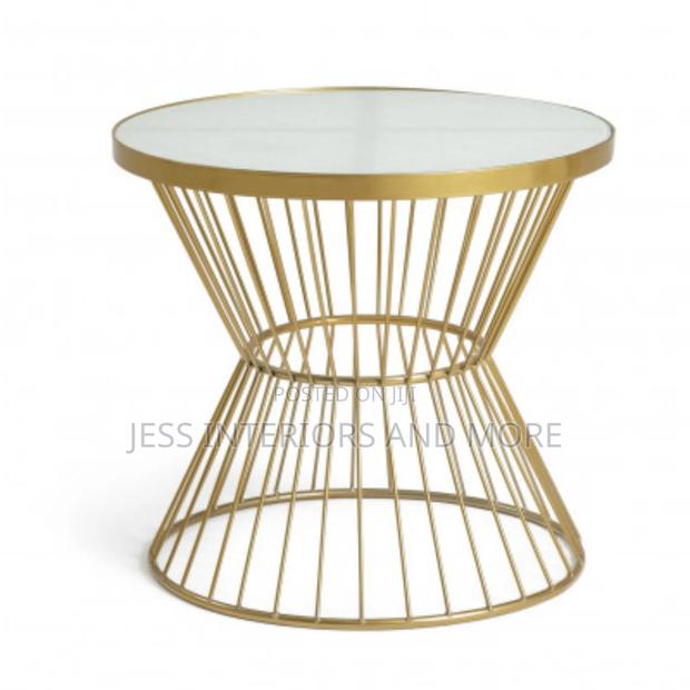 Modern Hourglass Side Table · Photo 1