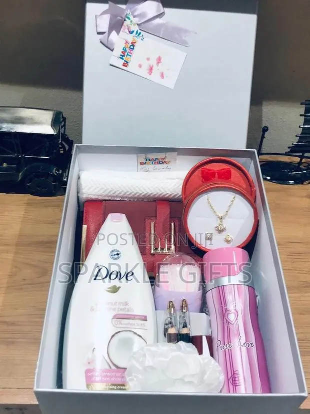 Valentines Day, Mothers Day and Birthday Gift Package · Photo 1