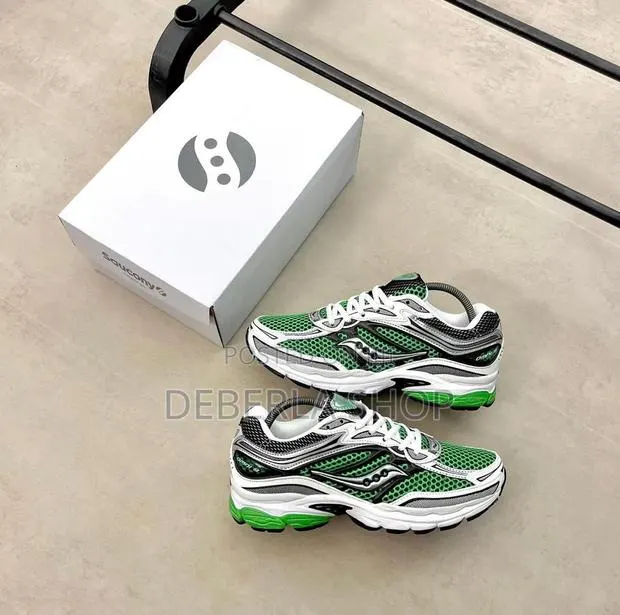 Men Running Progrid Shoes/Trainers · Photo 1