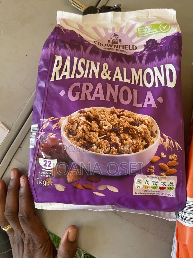 Tropical Granola · Photo 2