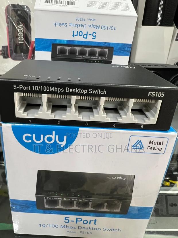 5 Port Network Switch · Photo 2