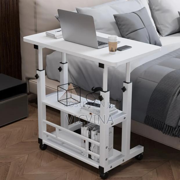 Height Adjustable Table · Photo 1