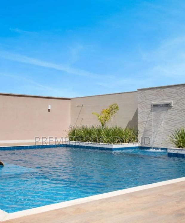 Swimming Pool Construction · Photo 3