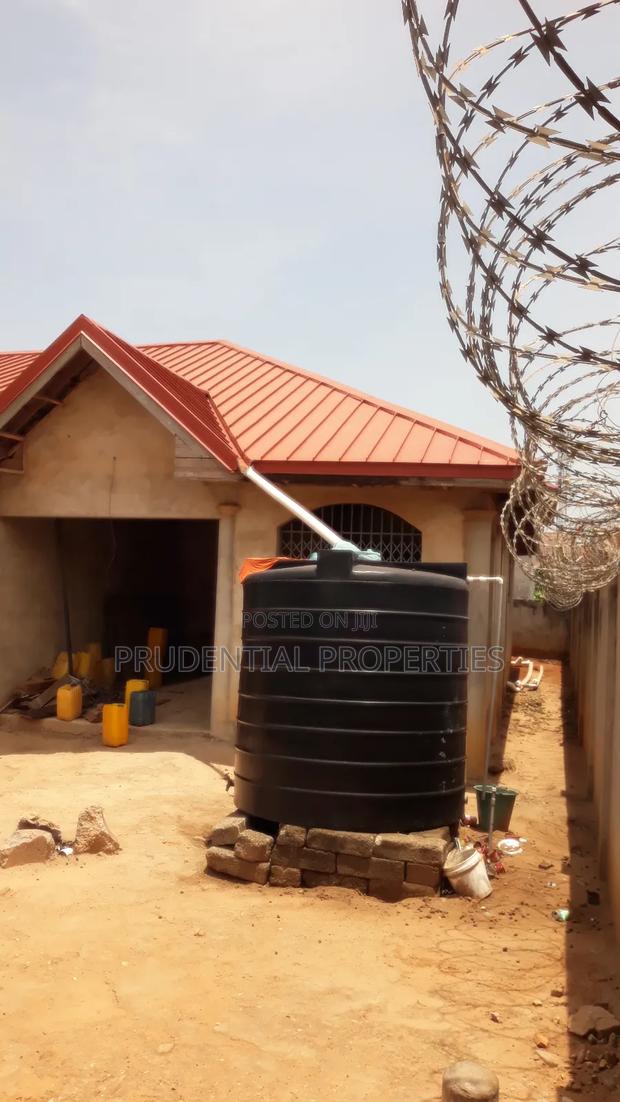 3bdrm House in Gbawe for sale · Photo 8